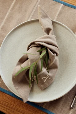 - Andersen Dækkeserviet - Beige/Blå*Andersen Furniture Sale