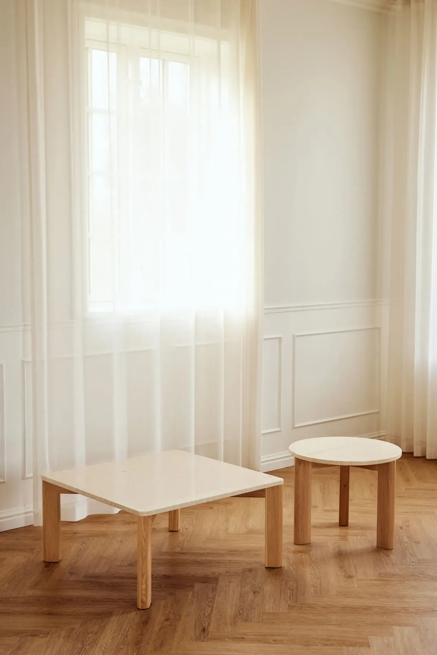 - Evoke Coffee Table - Eg/Marmor - 80x80 cm*Andersen Furniture New