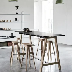 Andersen Furniture - HC1 barstol - Eg med sort lædersæde^ Outlet