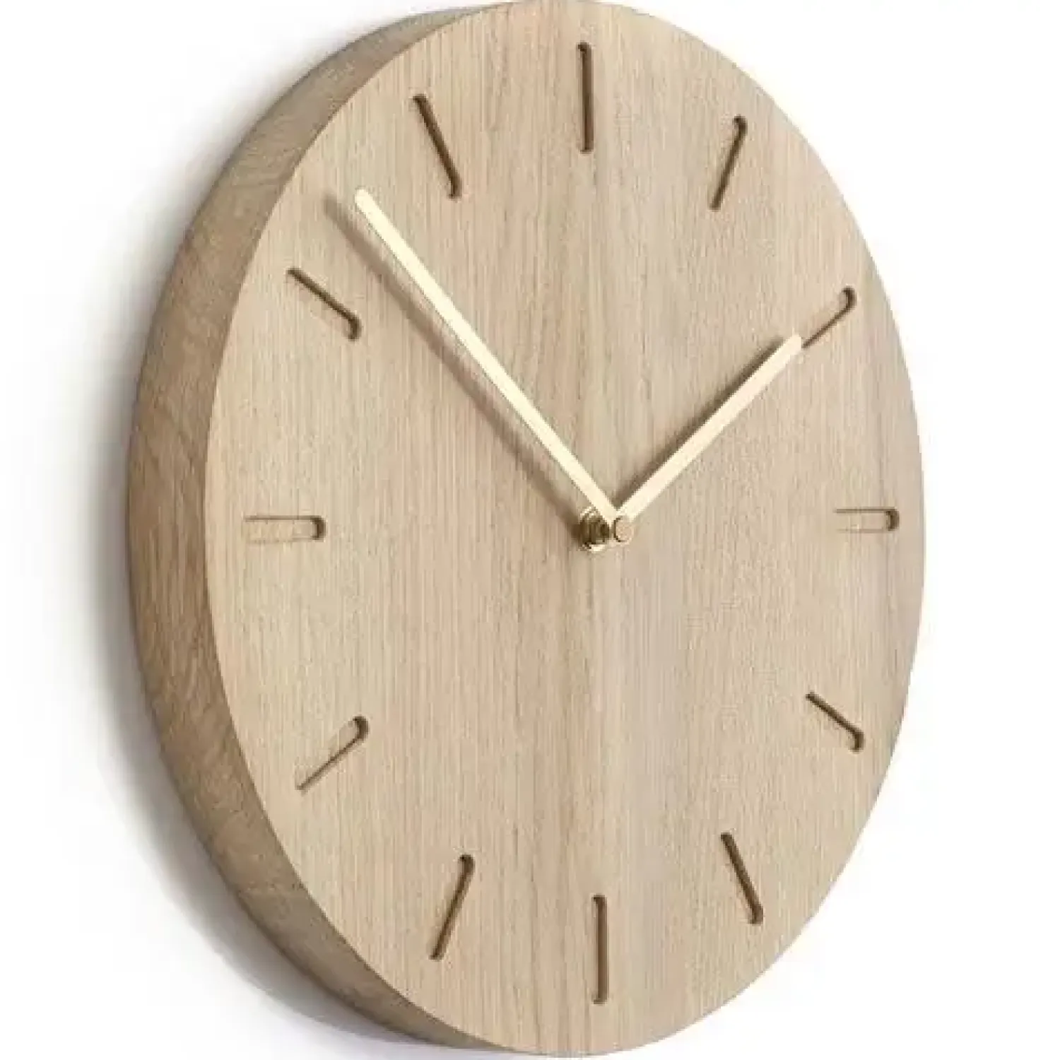 - Vægur - Watch:Out - Eg og messing viser - 32x3 cm^Applicata