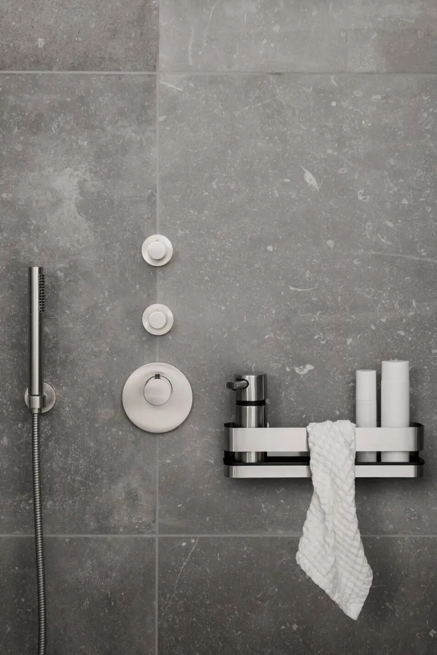 - Bath Towel - Micro Chip - CARO*Blomus Sale