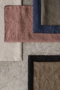 - Linen Napkin - Misty Rose - LINEO*Blomus