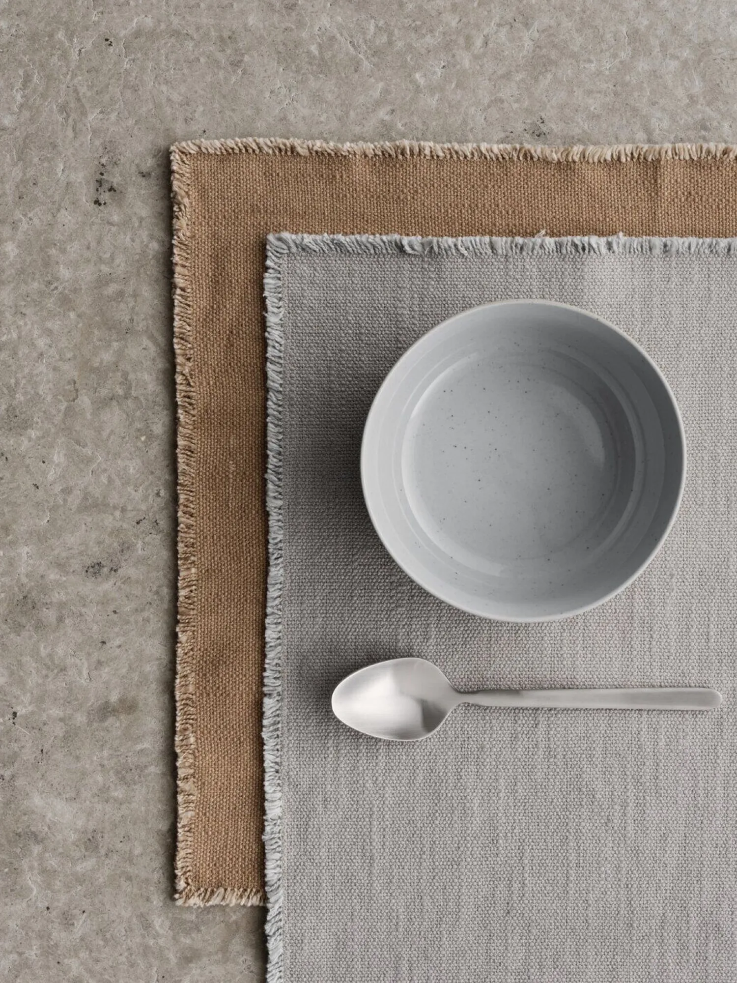 - Placemat - Mirage Gray - LINEO^Blomus Outlet