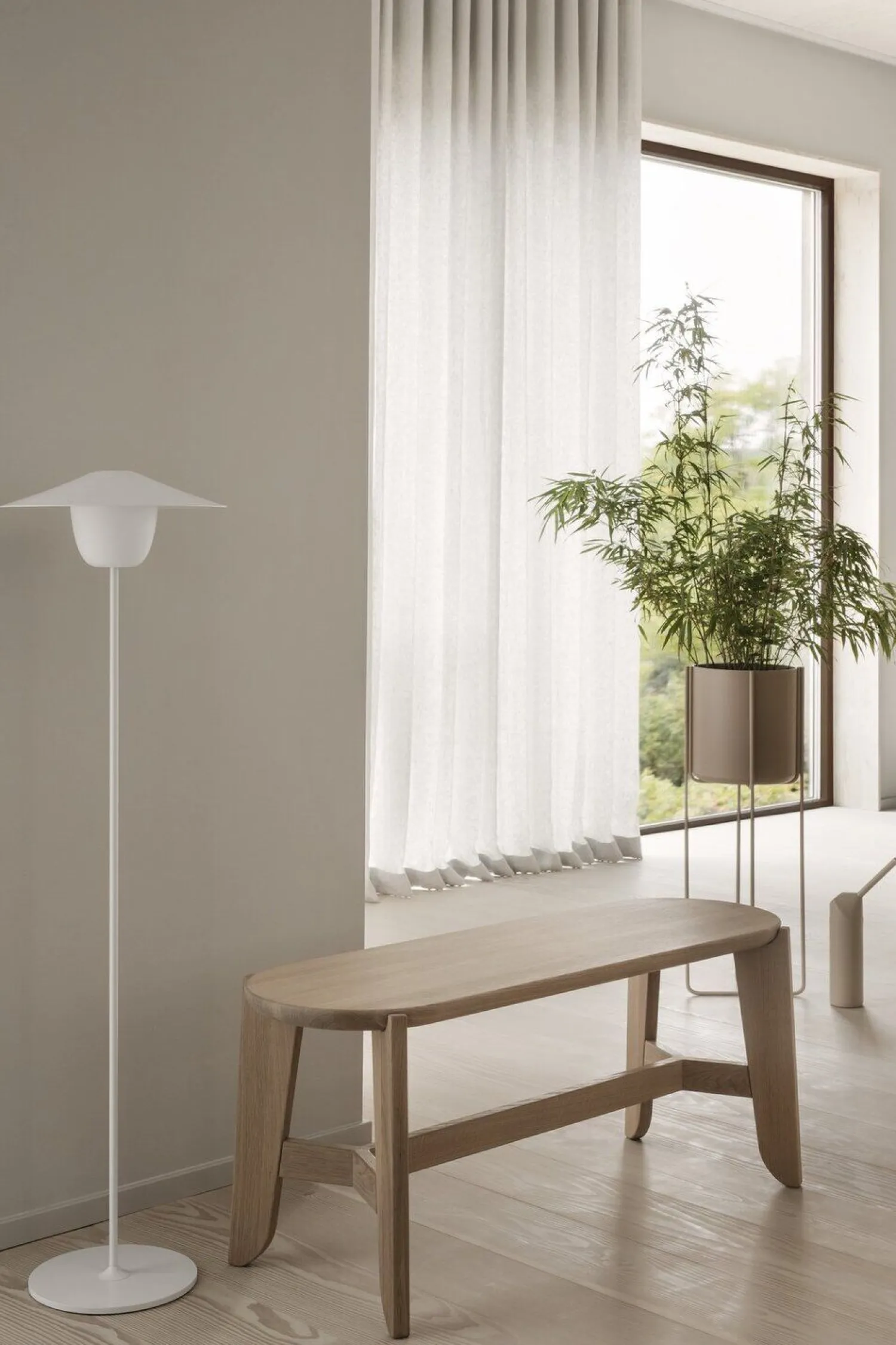 - Plant Stand - Nomad - KENA*Blomus New