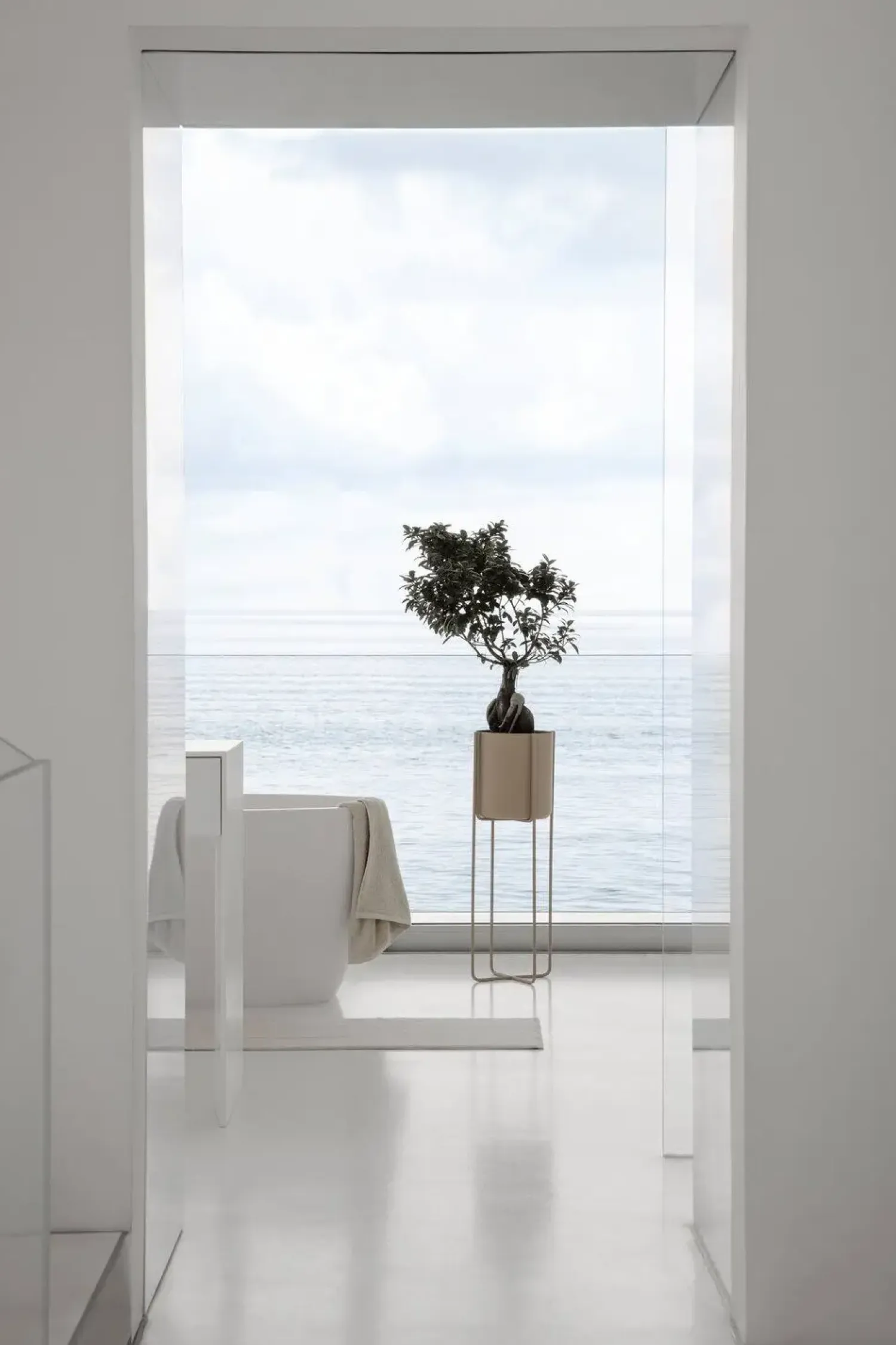 - Plant Stand - Nomad - KENA^Blomus Online