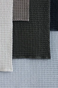 - Set of 2 Guest Hand Towels - Moonbeam - CARO^Blomus Outlet