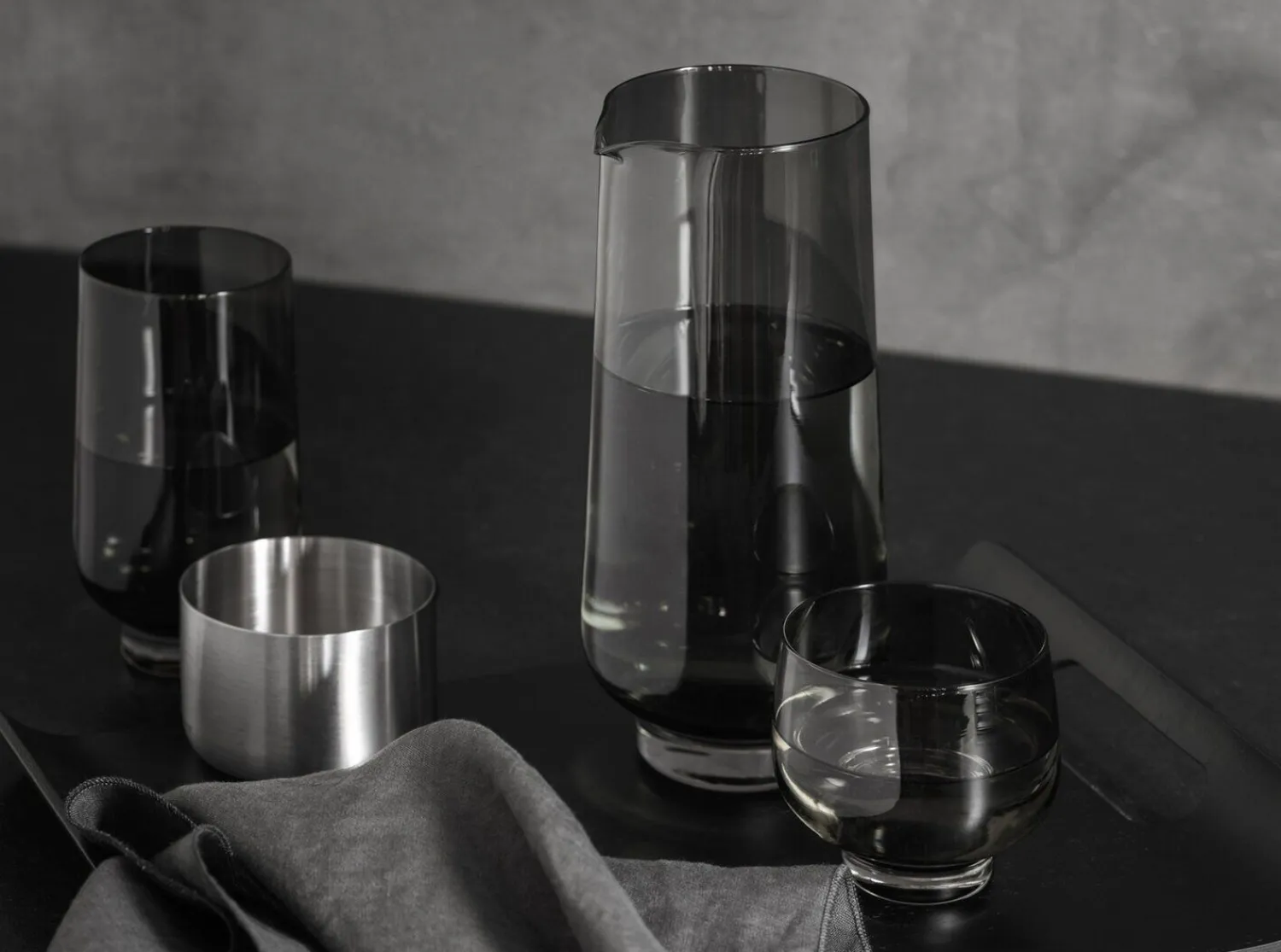 - Snack Bowl - - BASIC^Blomus