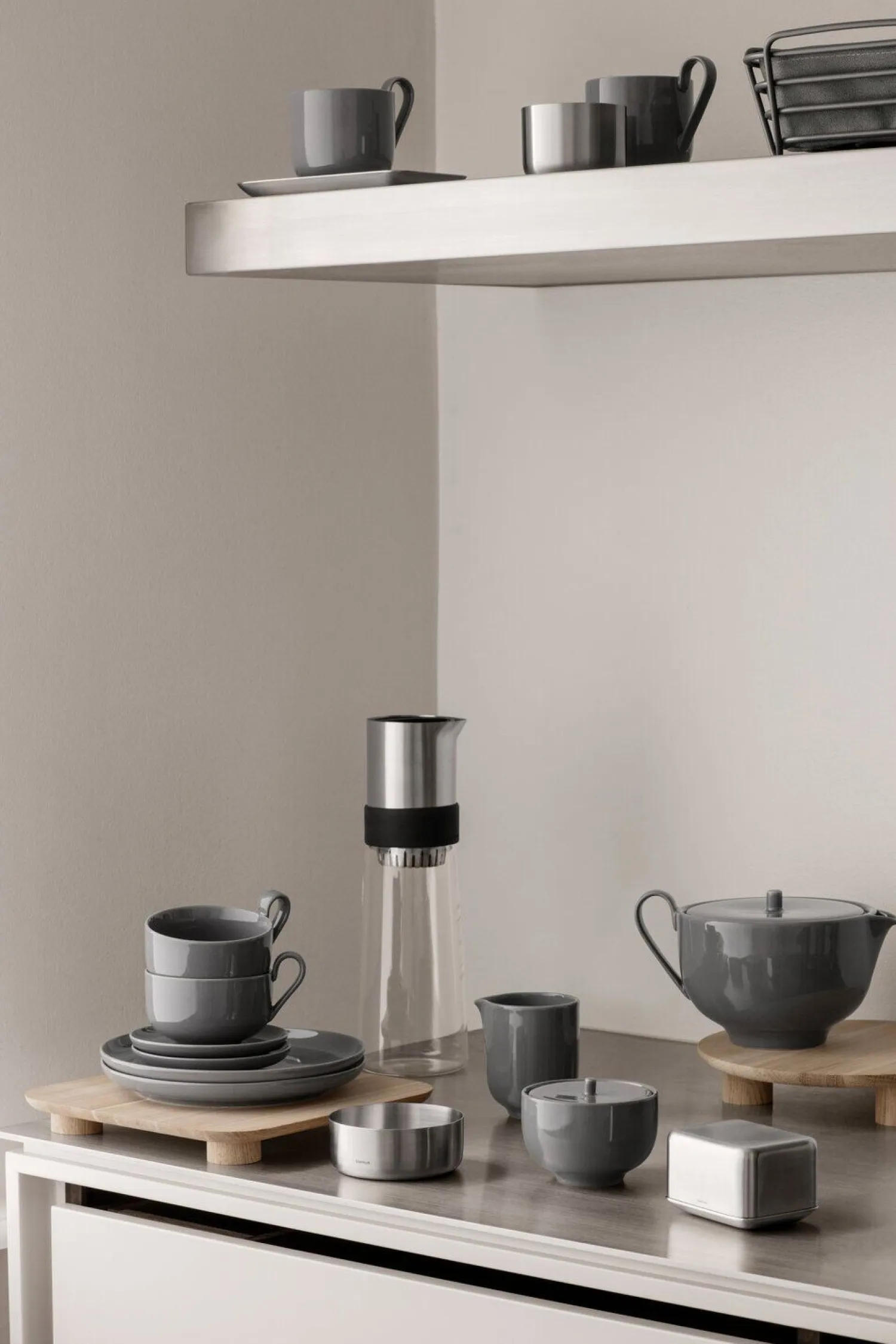 - Snack Bowl - - BASIC^Blomus