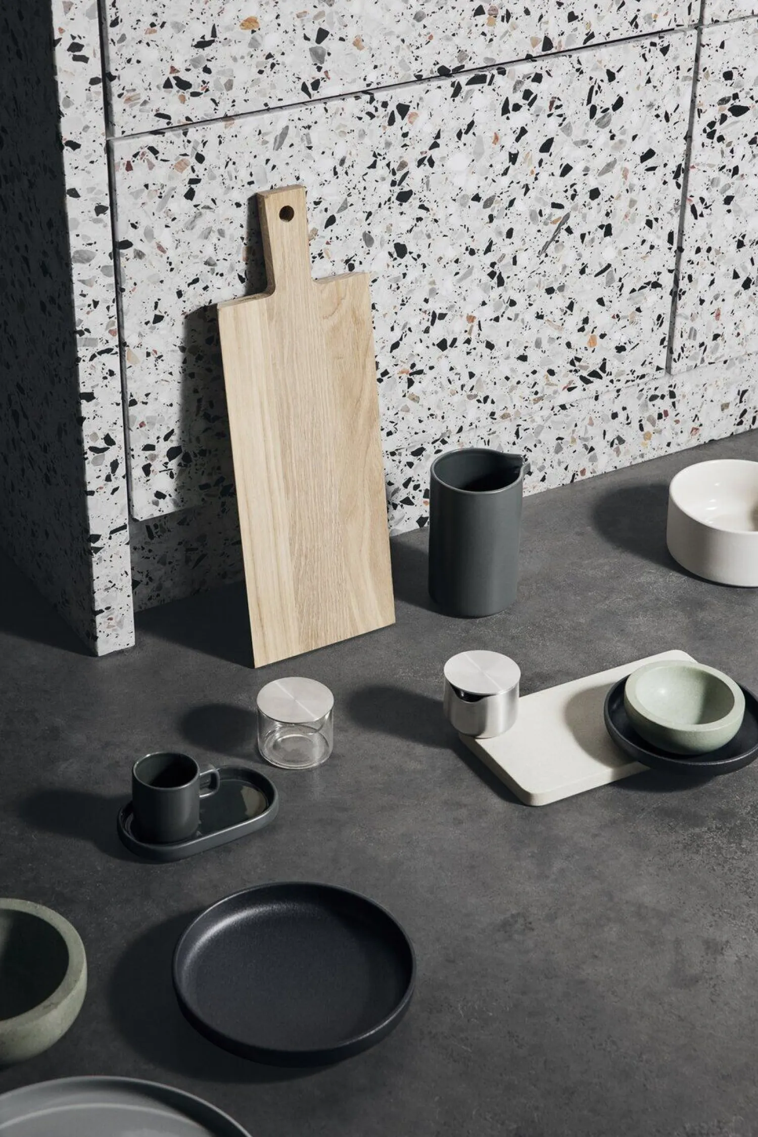 - Snack Bowl - - BASIC^Blomus