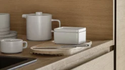 - Tray/Cutting Board - H 2 cm, B 17 cm, T 32 cm - ZEN^Blomus Hot