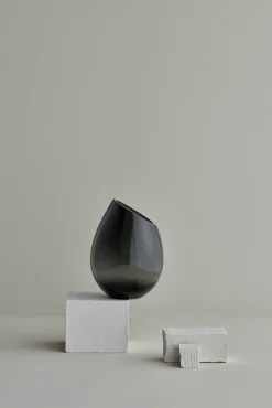 - Vase - Smoke - DROP*Blomus Online