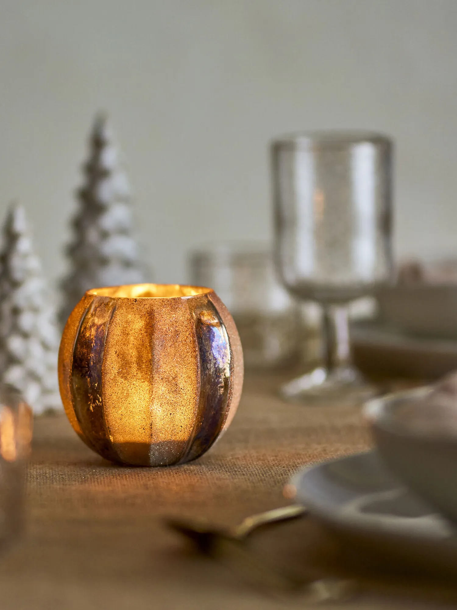 - Felecia Fyrfadsstage, Guld, Genanvendt Glas*Bloomingville