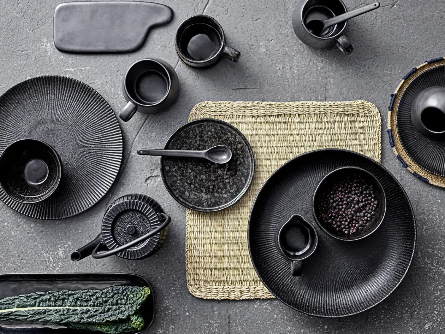 - Neri Tallerken, Sort, Stentøj - ø18 cm*Bloomingville Discount