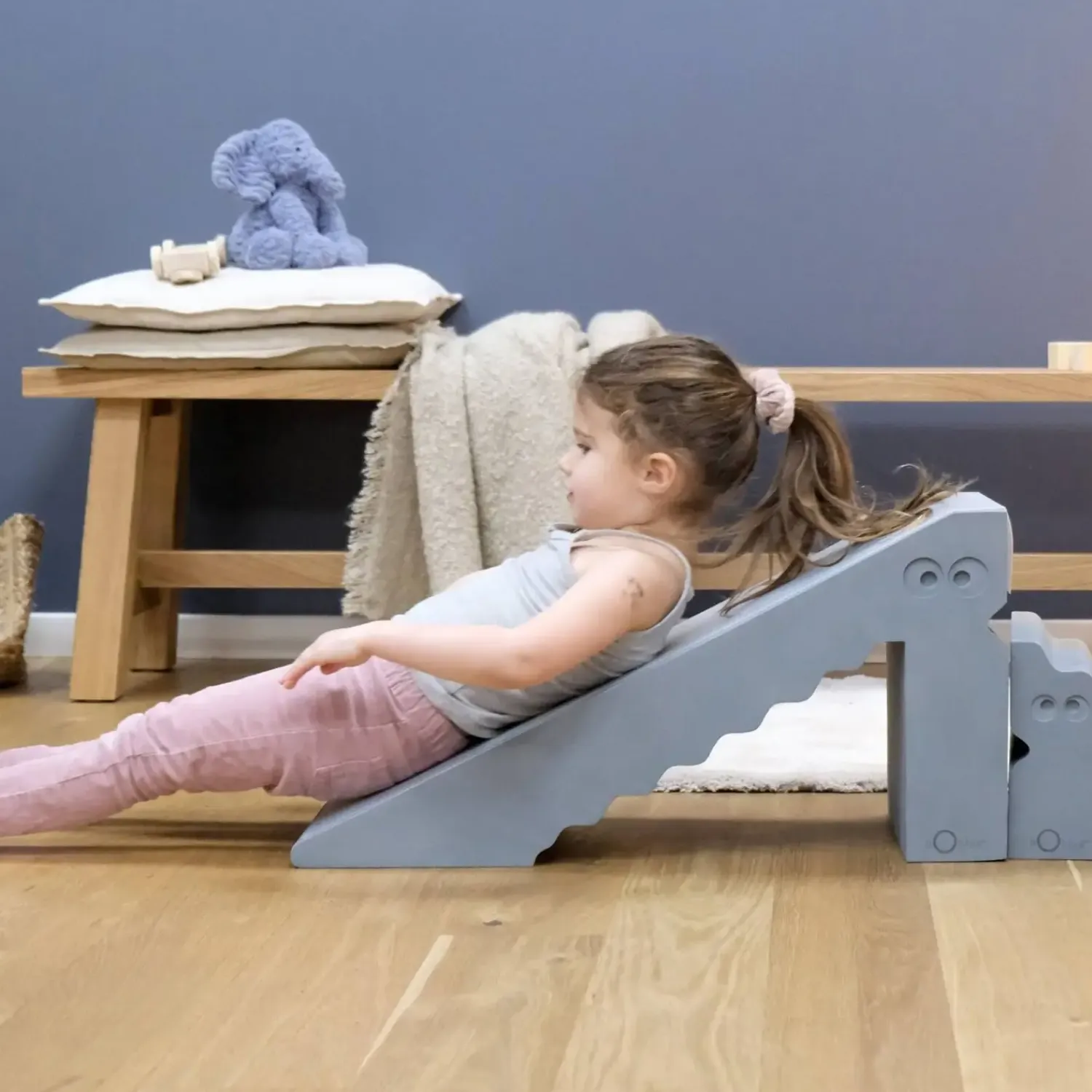 - Dino Cloudy blue^bObles