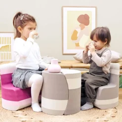 - Friends Grey*bObles