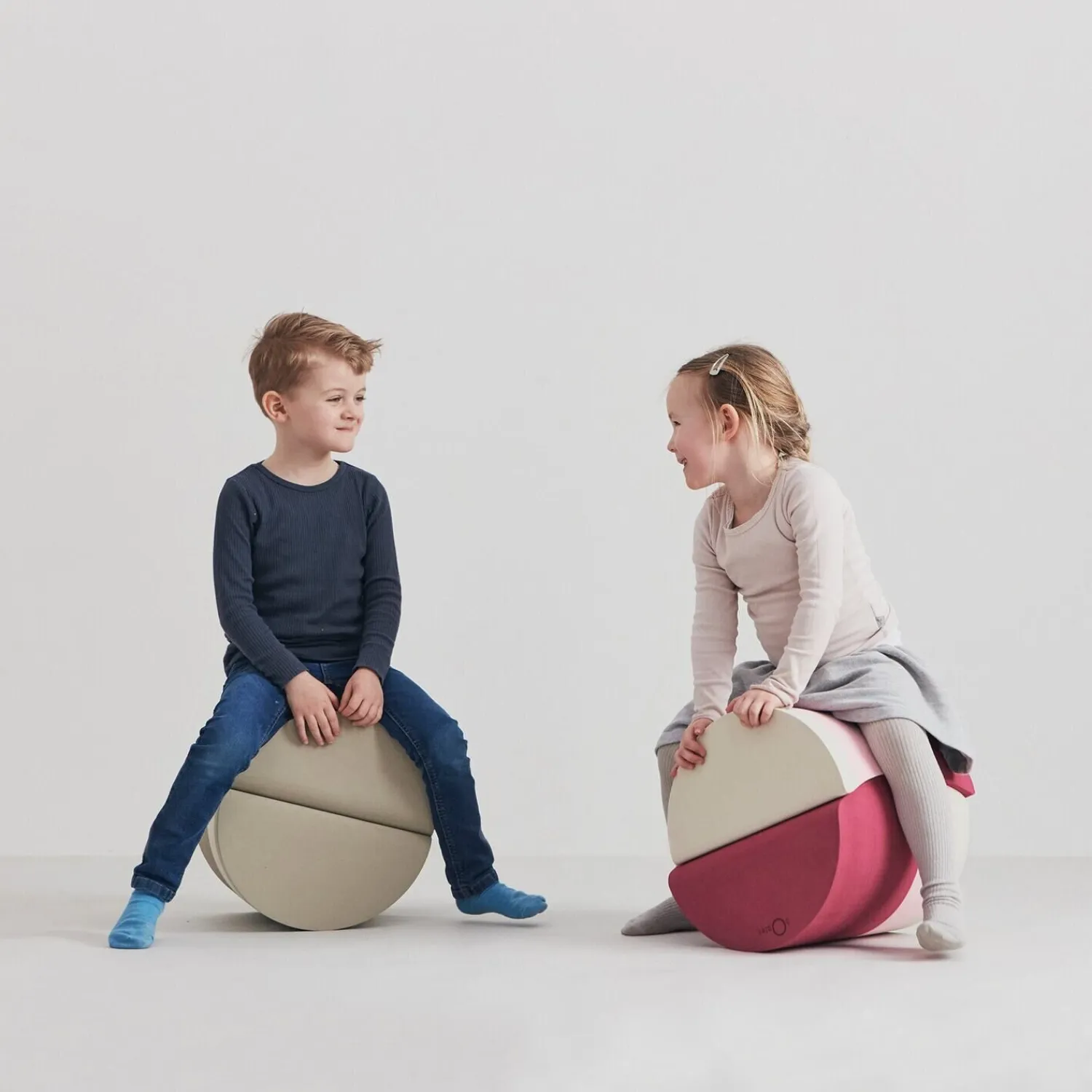 - Friends Rose*bObles