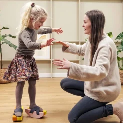 - Pippi Balancesko Annika^bObles