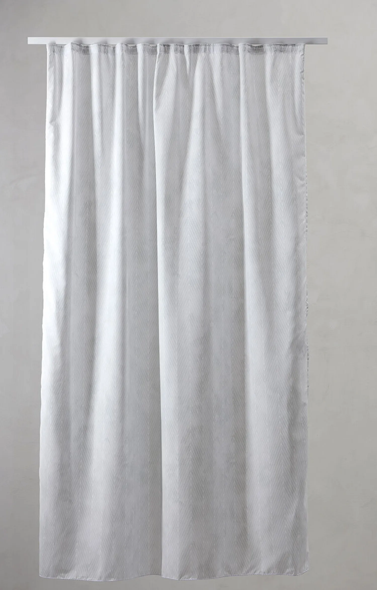 - Badeforhæng - Pine shower curtain w/tape 200 cm - Lys grå^Compliments