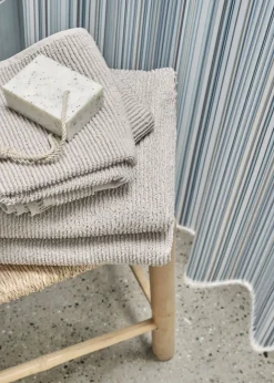 - Badeforhæng - Spectrum shower curtain w/tape 200 cm - Blå^Compliments Sale