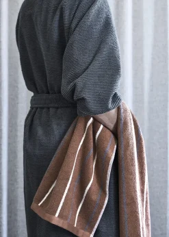 - Badeforhæng - Lino shower curtain w/eyelets 200 cm - Grå*Compliments Best