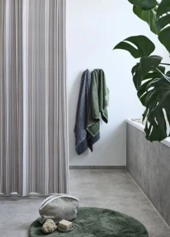 - Badeforhæng - Spectrum shower curtain w/eyelets 200 cm*Compliments Outlet