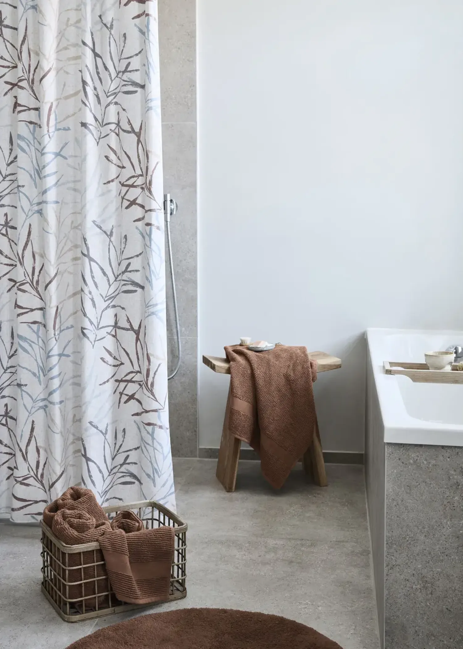 - Bademåtte - Loop Bath Mat dia. 75 cm - Ler^Compliments Discount