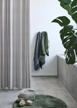 - Bademåtte - Loop Bath Mat dia. 75 cm - Skovgrøn^Compliments Hot