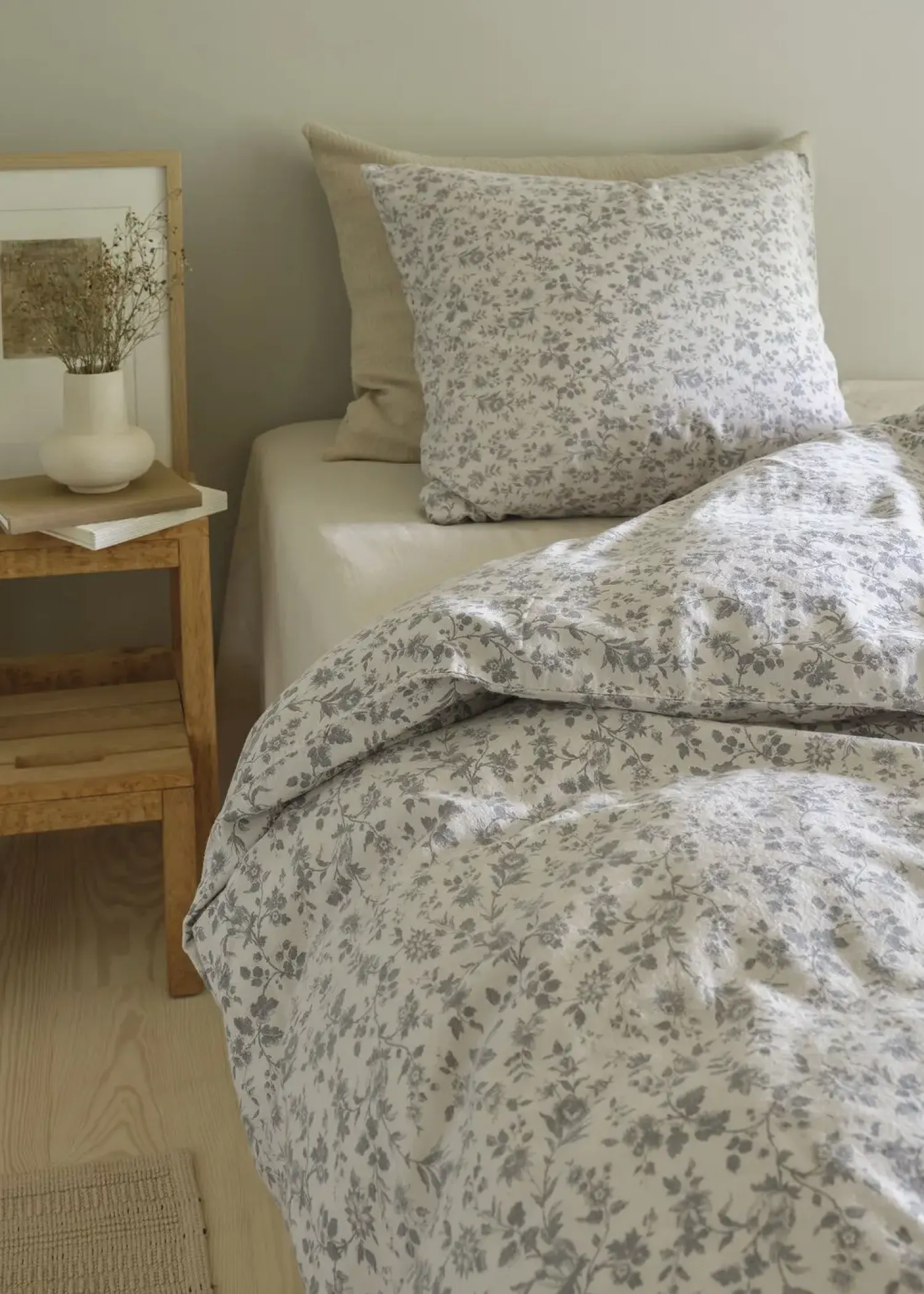 - Blossom Bed Linen - 140x220/60x63 cm - Moon*Compliments Online