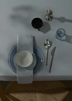 - Confetti Damask Table Cloth dia. 200 cm - Mineral blue*Compliments Outlet