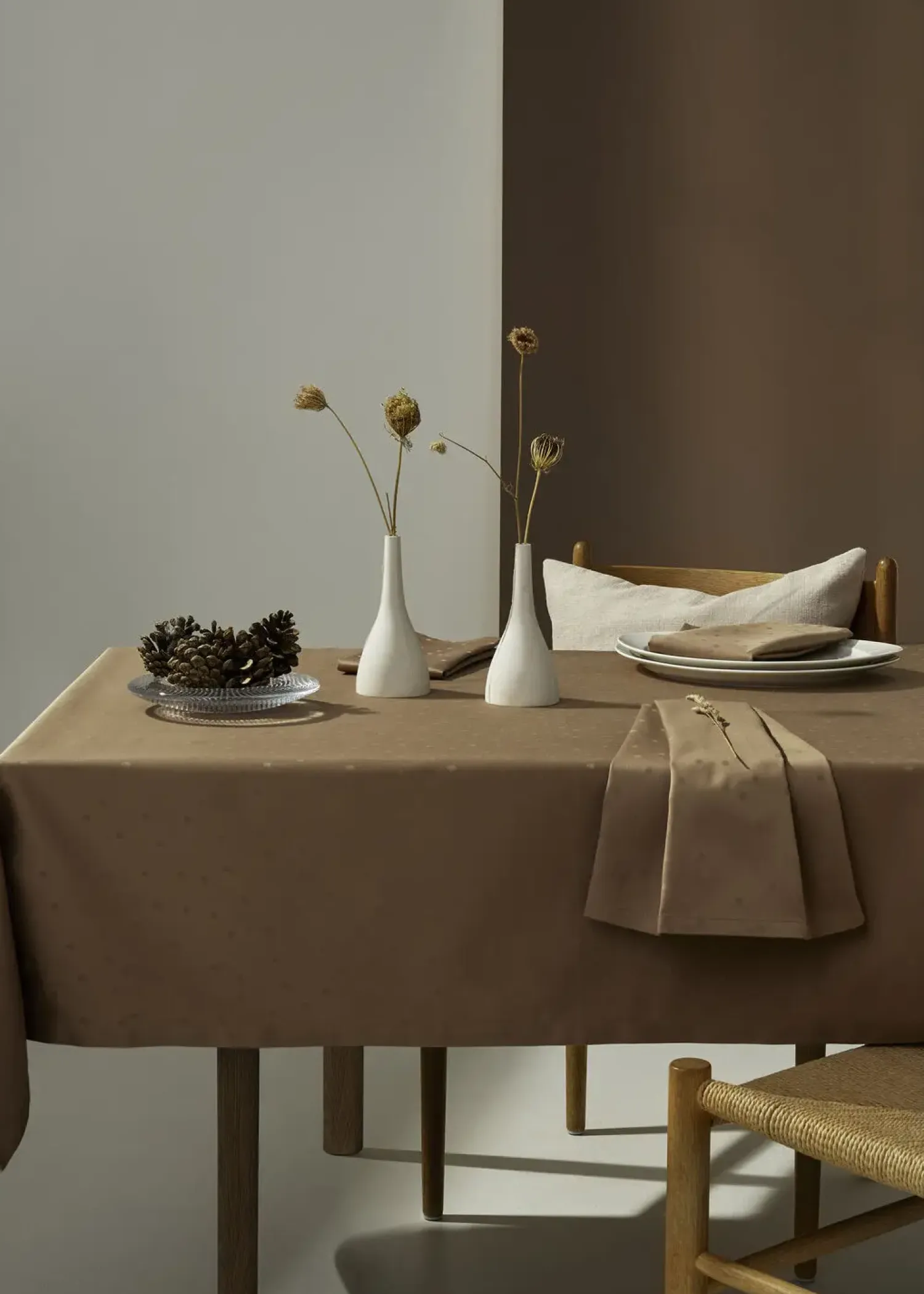 - Confetti Damask Napkin 45x45 cm - 4 Pack - Valnød*Compliments Hot