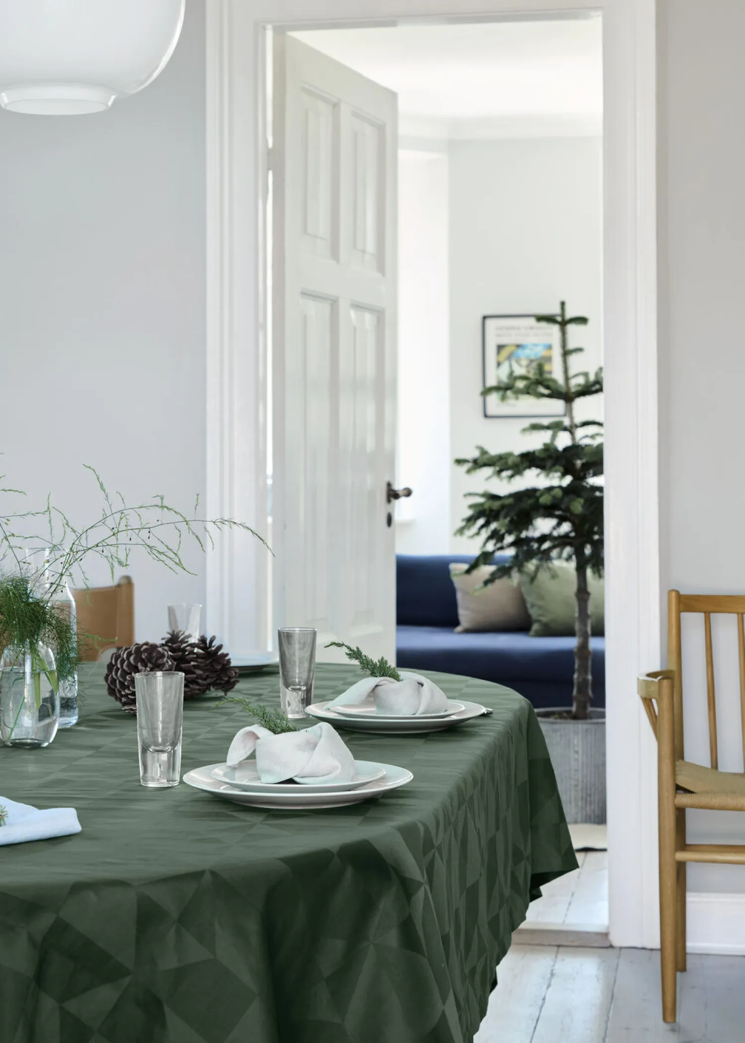 - Dug - Wind Damask 140x180 cm - Skovgrøn*Compliments Discount