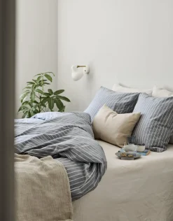 - Sengetøj - Blik Bed Linen 240x220/60x63 (2) cm - Blå^Compliments Sale