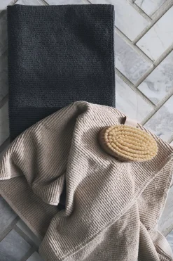 - Slow Towel 50x100 cm - grey^Compliments Online