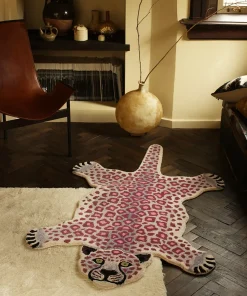 - Lilly Leopard Gulvtæppe - Large - Pink*Doing Goods New