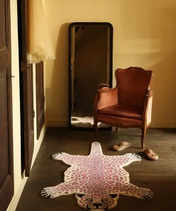 - Lilly Leopard Gulvtæppe - Large - Pink*Doing Goods New