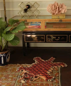 - Tula Wise Tiger Gulvtæppe - Large*Doing Goods Discount