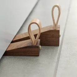 - Kiel - Dørkile/Dørstopper - Valnød - XL - 3,5 cm. høj*Dot Aarhus Sale