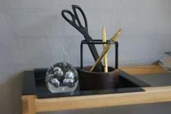 - Pen-Up - Holder til blyanter & kuglepenne - Valnød/Sort*Dot Aarhus Sale