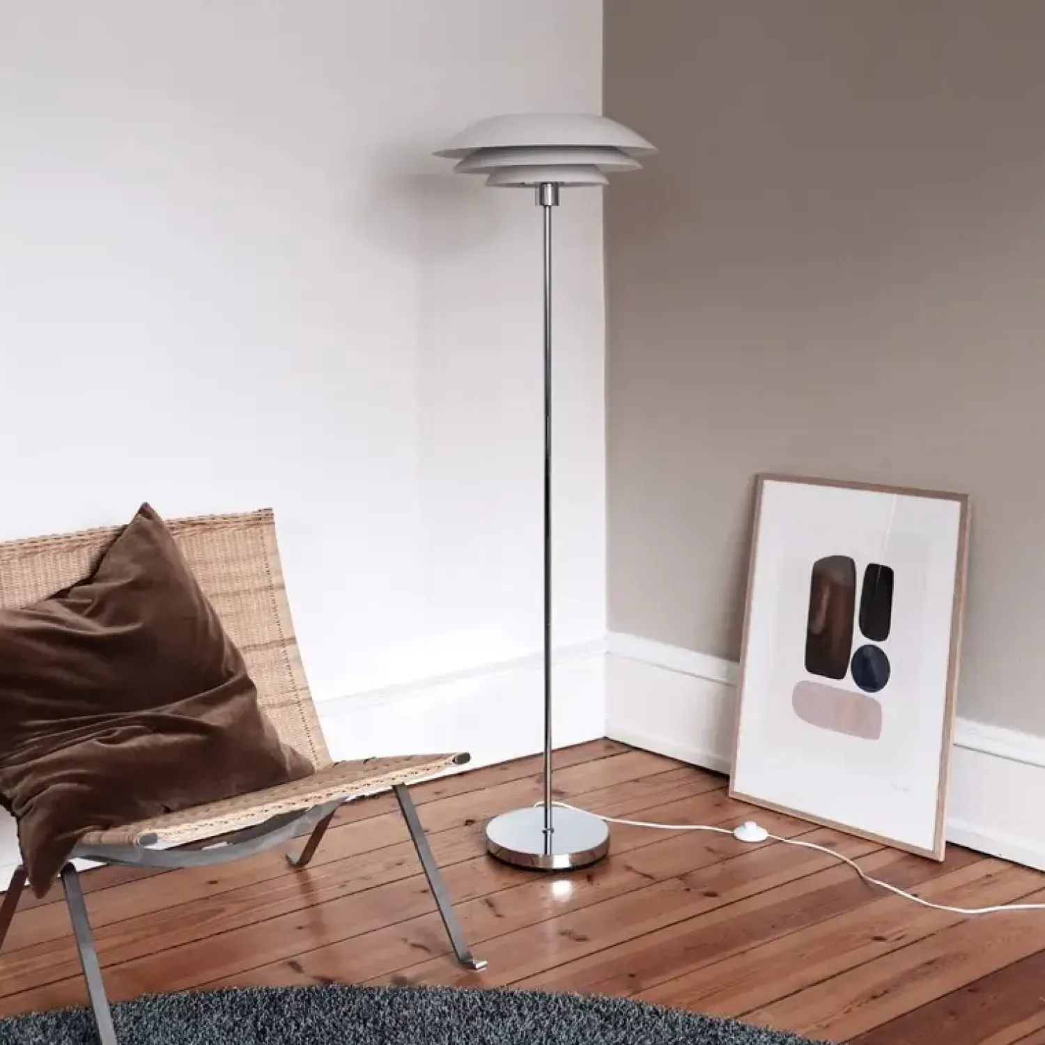 - DL45 gulvlampe - Mat hvid*Dyberg Larsen Outlet