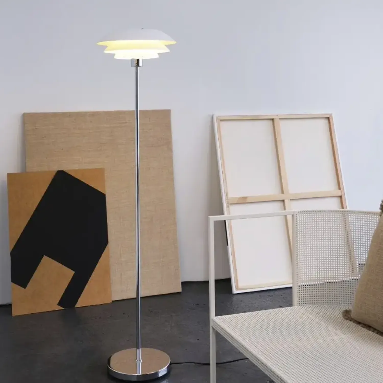 - DL31 Gulvlampe - Mat hvid, 133 cm^Dyberg Larsen Outlet