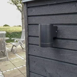 - STEGE Down udendørs væglampe - Mat sort*Dyberg Larsen Outlet