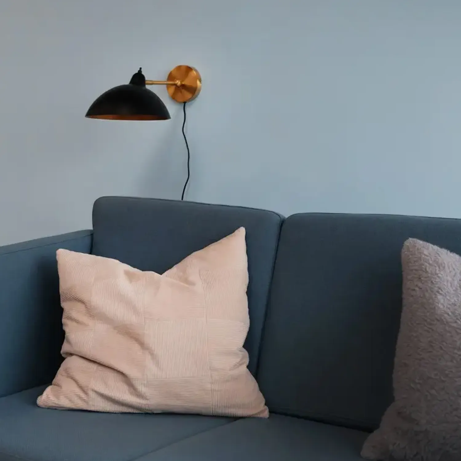 - Væglampe - Futura Antik, Sort og messing, Ø: 26 cm*Dyberg Larsen Sale