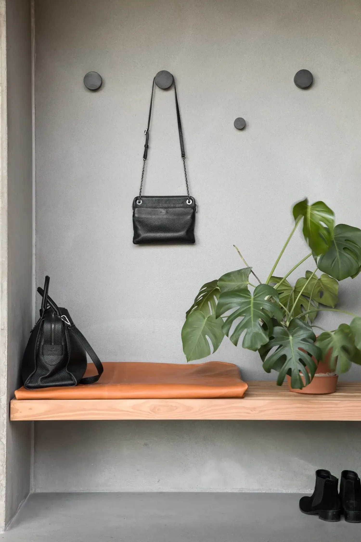 Ekta Living - Knage i sort eg - Wood Knot - Big - ø 7 cm*By Wirth Clearance