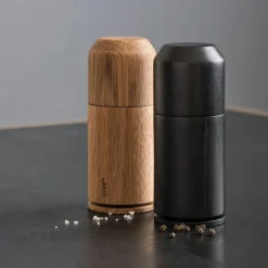 Ekta Living - Kværn til peber eller salt - Crush Me - Sortmalet Eg^By Wirth Outlet