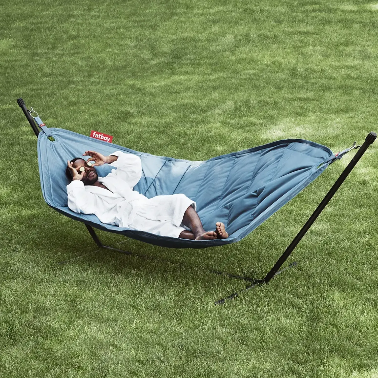 hængekøje Deluxe - lyseblå. Sæt med hængekøje, pude og regncover*Fatboy Hot