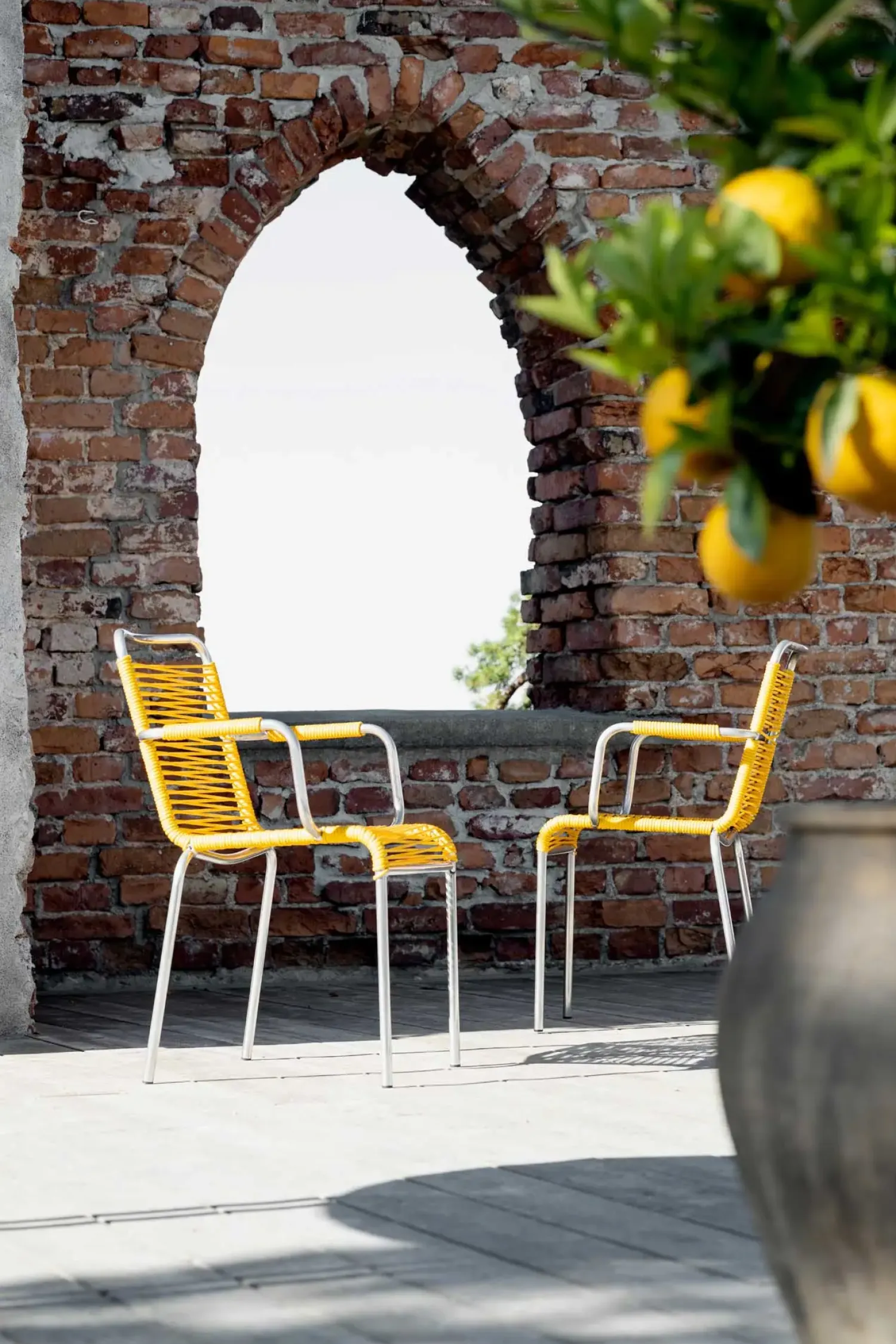 - Havestol - Mya spaghetti m. armlæn - Gul^FIAM New