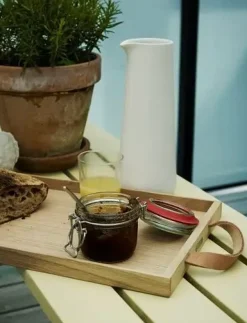 Fritz Hansen - Bakke - Norr Tray - Eg^​​​​​​​Fritz Hansen Hot