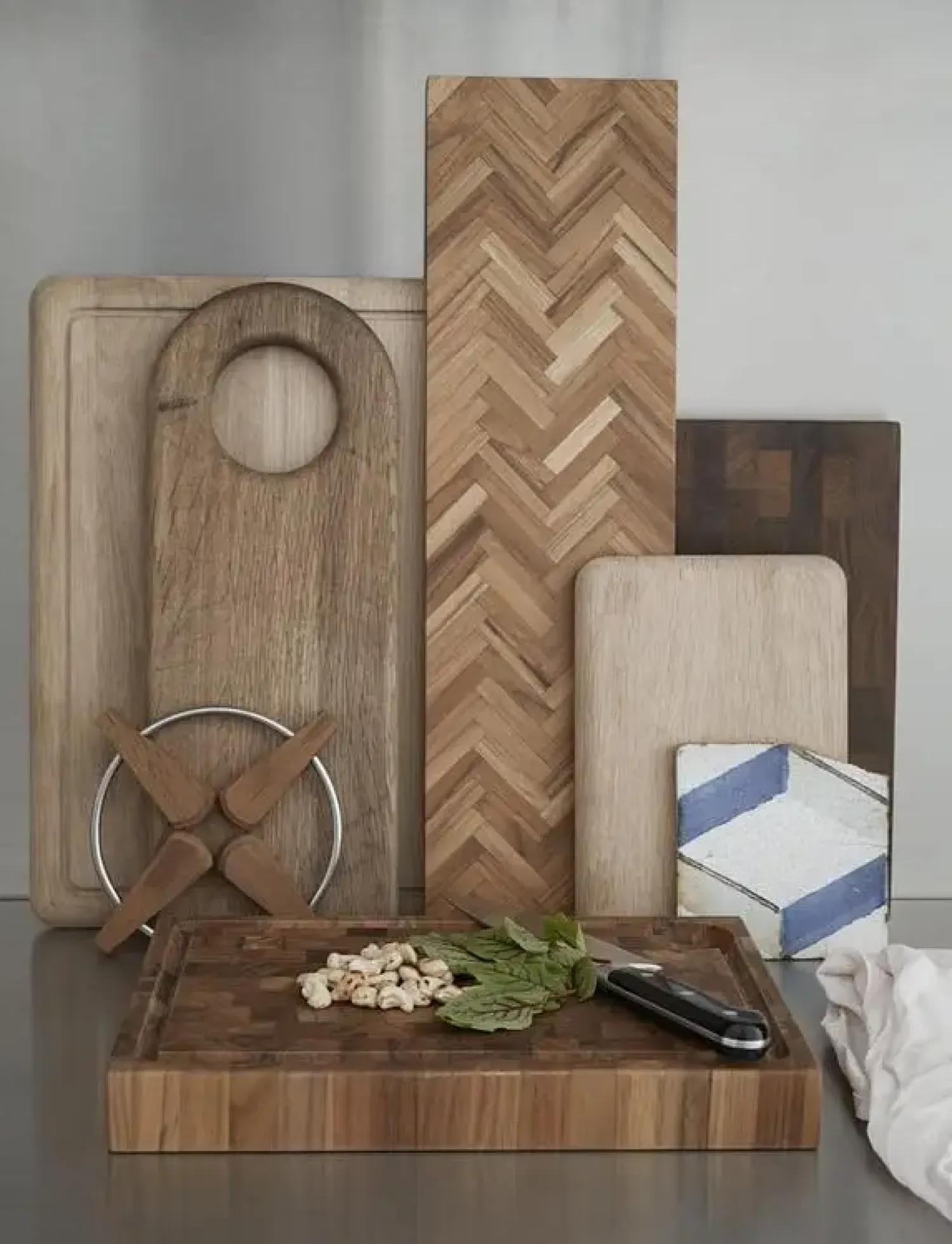 Fritz Hansen - Bakke / Skærebræt - Sild - 55 x 16 x 1,5 cm^Fritz Hansen Online