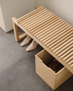 Fritz Hansen - Cutter bænk - Eg - L 120 cm*​​​​​​​Fritz Hansen Hot