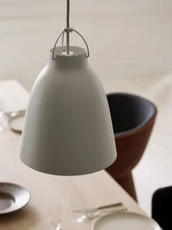 - Loftlampe - Caravaggio™ Matt - Varm Grå - P3 Large*Fritz Hansen Online